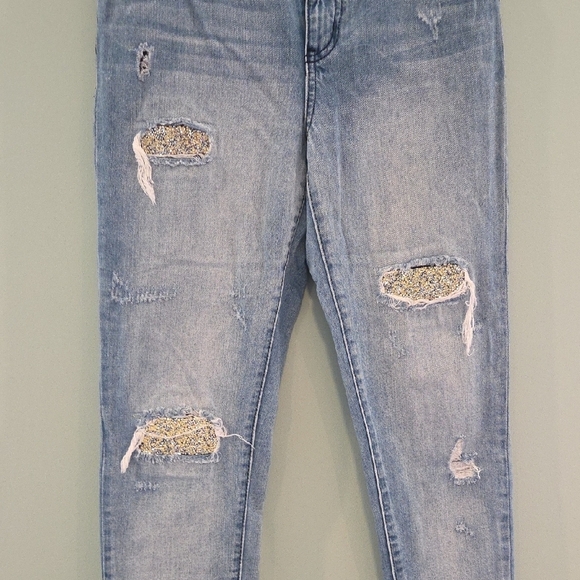 Juicy Couture Blue Ankle Cropped Jeans Distressed And Blinged Size 8 - Picture 4 of 10